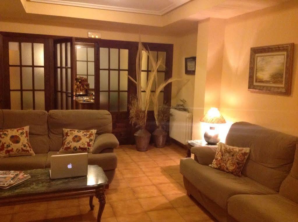 Hostal Argentino เบคาร์ ภายนอก รูปภาพ